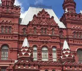 Звездите на Русия: Москва и Санкт Петербург с полет от Варна